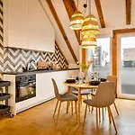 Dreamy Sunset Loft In Sofia City Center